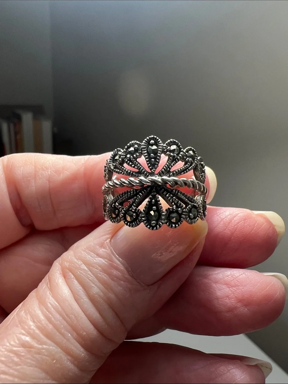Intricate Silver-Tone Filigree Statement Ring - Vintage